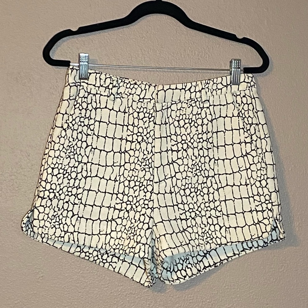 Crocodile Pattern High Waisted Shorts